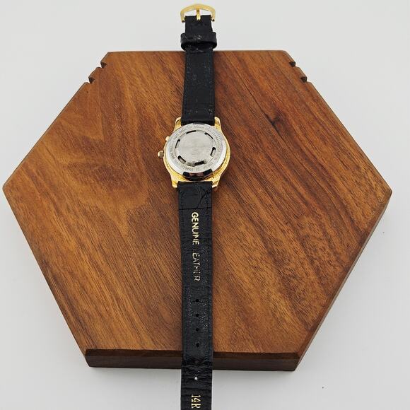 Vintage Armitron Sylvester & Tweety Bird Watch Black Leather Band Needs TLC - Picture 5 of 6